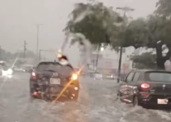 Santa Cruz amaneció este miércoles con lluvias.
