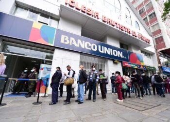 Una agencia del banco Unión en la El Prado, en el centro de La Paz.
Foto: Archivo.