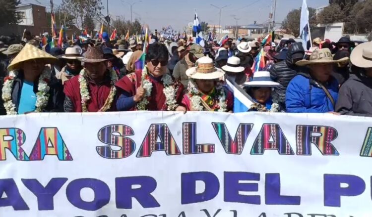 La columna de Evo Morales en el ingreso de la marcha a El Alto.