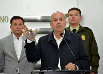 Arturo Murillo, junto a Luis Fernando López, cuando anunciaba cárcel para masistas.