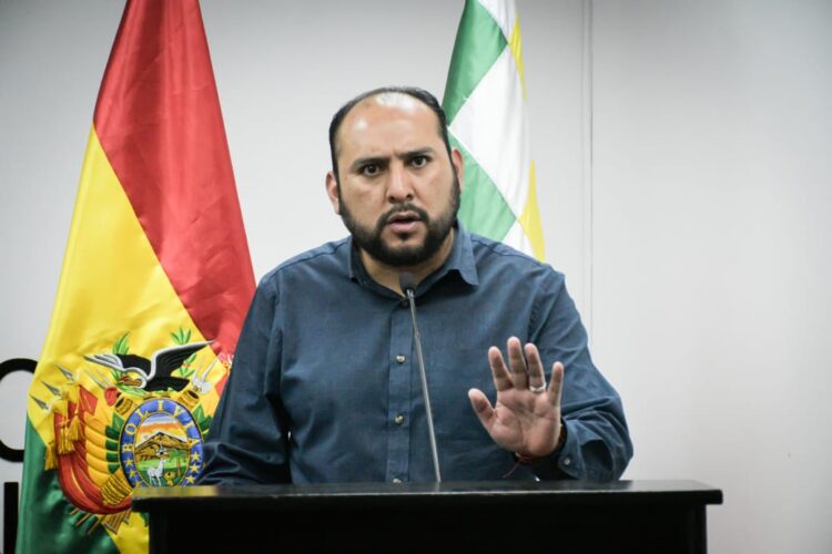 El ministro de Gobierno, Roberto Ríos.