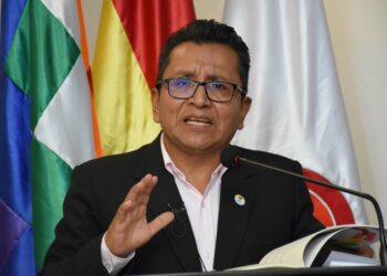 El defensor del Pueblo, Pedro Callisaya, destacó la aprobación. Foto: Archivo.