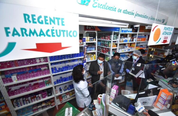 Las farmacias reportan encarecimiento de los medicamentos. Foto: Archivo.