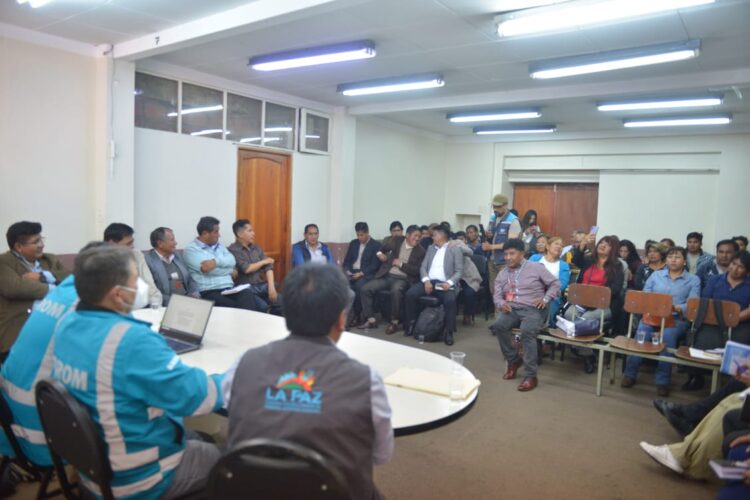 La reunión multisectorial para evaluar el alza de precios en las tarifas de transporte.
