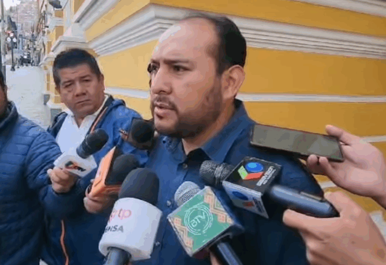 El viceministro de Seguridad Ciudadana, Roberto Ríos, en conferencia de prensa.