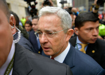 uribe.jpg