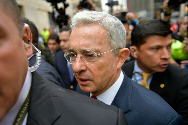 uribe.jpg