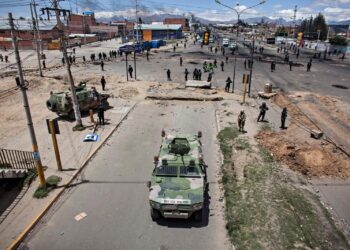 Un grupo de militares en la zona de Senkata (El Alto), durante la crisis de 2019.