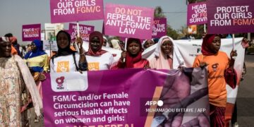 Activistas piden la eliminación de la mutilación genital