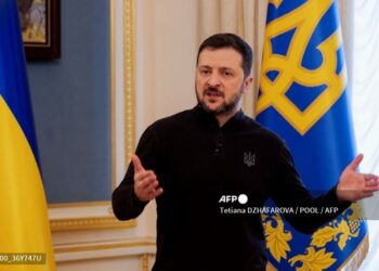 Zelenski cuestionó la postura de Trump