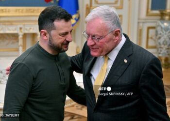 Zelenski se reunió con Keith Kellogg