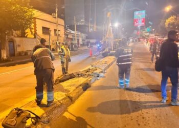 Al menos 20 obreros trabajan en el sector. Foto: GAMLP.