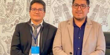El presidente del Tribunal Agroambiental Richard Méndez y Omar Yujra, presidente de la Cámara de Diputados.