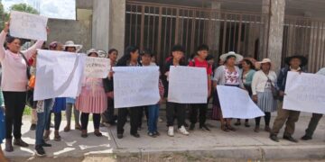 Familiares de las mujeres aprehendidas piden su liberación.