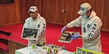 La Policía muestra el armamento encontrado