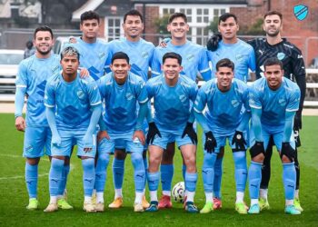 La formación de Bolívar de este sábado en Londres, su tercer partido de preparación.