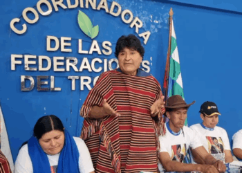 El expresidente Evo Morales participa de un encuentro en Lauca Ñ.-