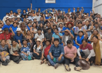 Conferencia de prensa de Evo Morales y sus seguidores.