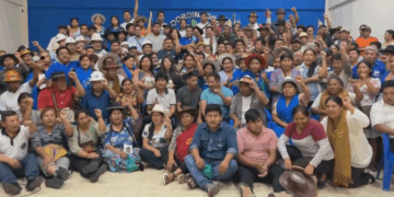 Conferencia de prensa de Evo Morales y sus seguidores.