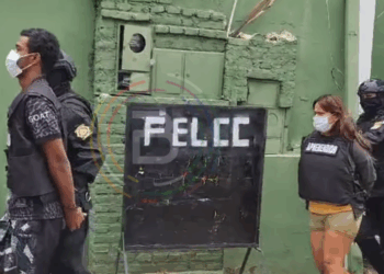Los criminales detenidos por la FELCC.
