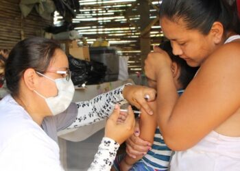 La fiebre amarilla se previene con la vacunación. Foto: Ministerio de Salud.