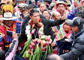 El presidente de la Cámara de Senadores, Andrónico Rodríguez, participa de un evento en Potosí.