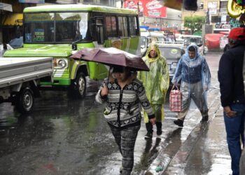 Las lluvias son constantes en La Paz y varias regiones del país. Foto: Archivo La Razón.