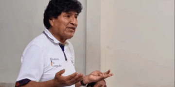 El expresidente Evo Morales en la sede de las Seis Federaciones, en Lauca Ñ.