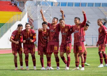 El festejo de los jugadores de Totora Real Oruro.