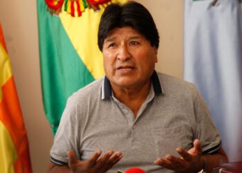 El expresidente Evo Morales, en una conferencia de prensa.