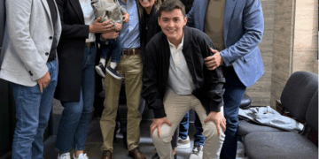 La foto familiar de Luis Fernando Camacho.