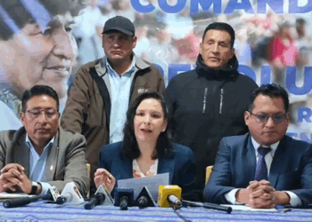 El equipo jurídico del expresidente Evo Morales.