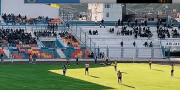 Incidencia del partido entre Binacional y The Strongest
