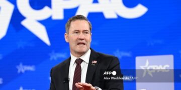 Mike Waltz lanzó la advertencia