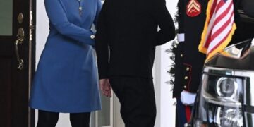 Zelenski abandonó rápidamente la Casa Blanca