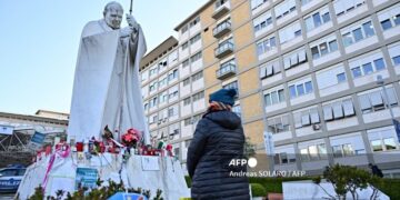 El Papa cumple 22 días hospitalizado