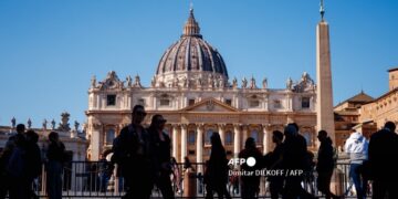 En el Vaticano las cosas avanzan a media máquina
