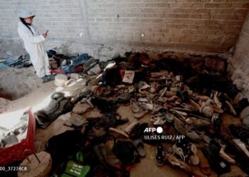 Se encontró restos humanos y una gran cantidad de ropa