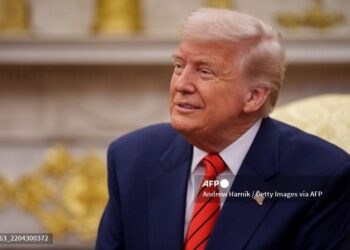 Trump rechaza críticas a su gestión