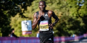 Kibiwott Kandie durante una de sus competencias.