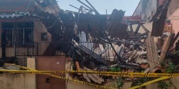 La explosión destruyó una vivienda