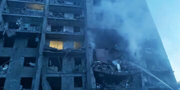Edificios afectados por un ataque en el distrito ucraniano de Bilhorod-Dnistrovskyi en las afueras de Odesa