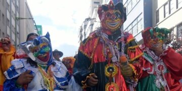 Dos delincuentes aprovecharon el carnaval