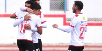 Los jugadores de Always Ready celebran la goleada en el Jesús Bermúdez.