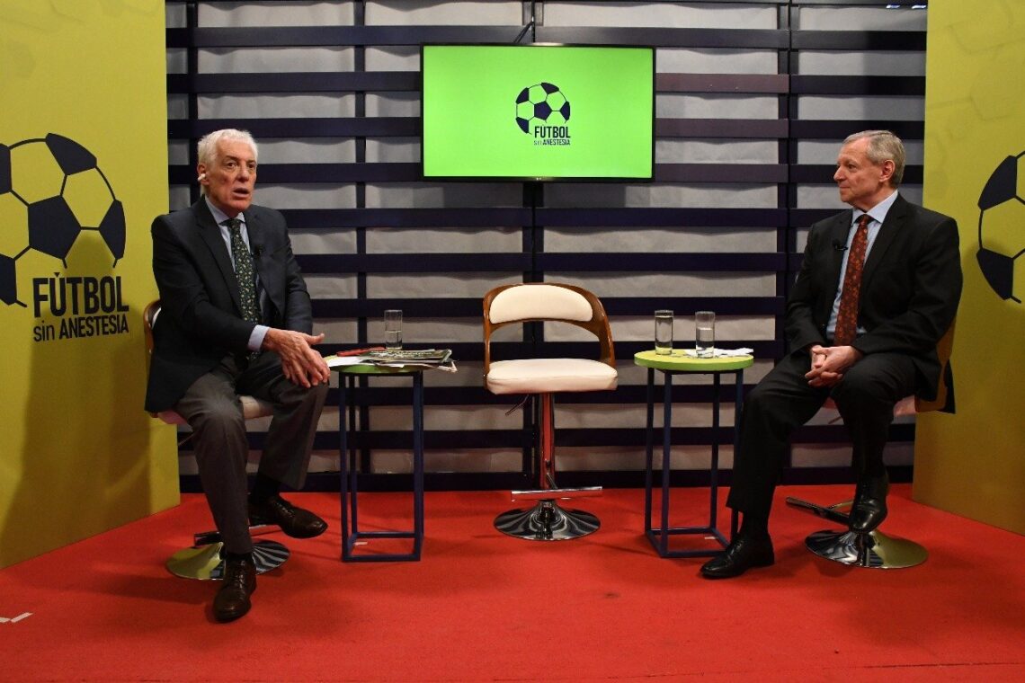 Jorge Barraza y José Alberto 'Gringo' Gonzales en el set televisivo de La Razón.