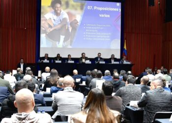 Una reunión anterior de los dirigentes del fútbol colombiano.