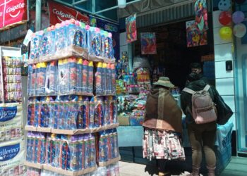 La oferta de espuma es amplia en Carnaval. Foto: GAMEA.