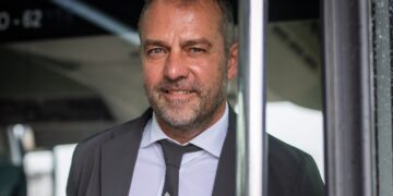 El entrenador de Barcelona Hansi Flick