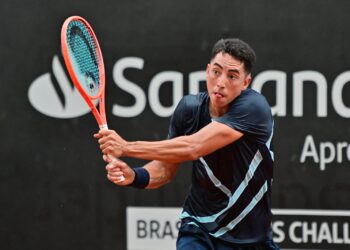 El tenista beniano Murkel Dellien en plena competencia.