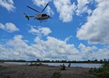 Se realizan operativos aéreos. Foto: Ministerio de Defensa.